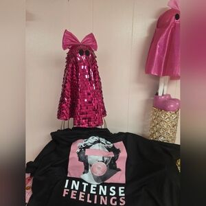 Intense Feeling Black Tee